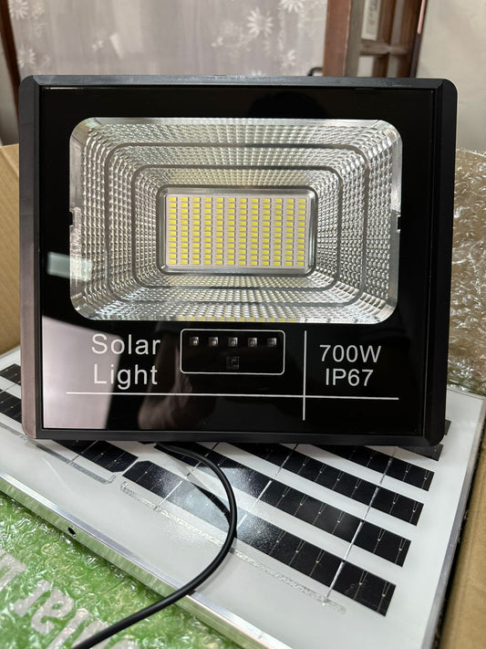 Foco Reflector Solar Led 700w Control Remoto Ip67