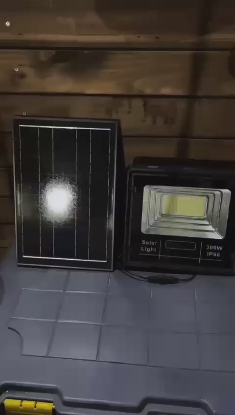 Foco Reflector Solar Led 300w Control Remoto Ip66