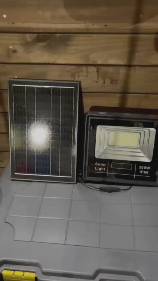 Foco Reflector Solar Led 300w Control Remoto Ip66